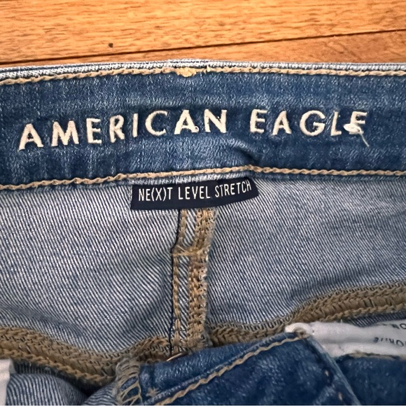 American Eagle Super Hi-Rise Next Level Stretch Jegging Button Front Size 4 - Picture 7 of 16